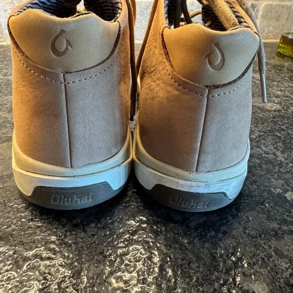 Olukai mens Papaku 'Ili waterproof leather tan chukka boots size 9.5M
